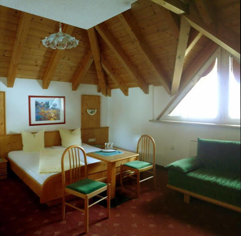 Hotel Germania Ischgl Extérieur photo