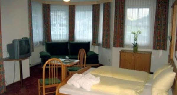 Hotel Germania Ischgl Extérieur photo